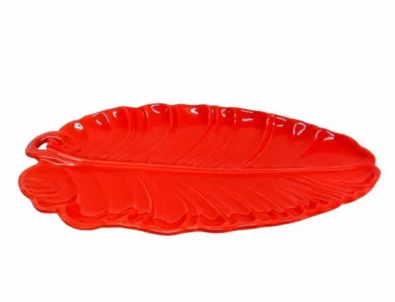 Bandeja de cerámica hoja de plátano roja