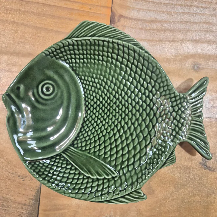 Plato pez cerámica artesanal verde